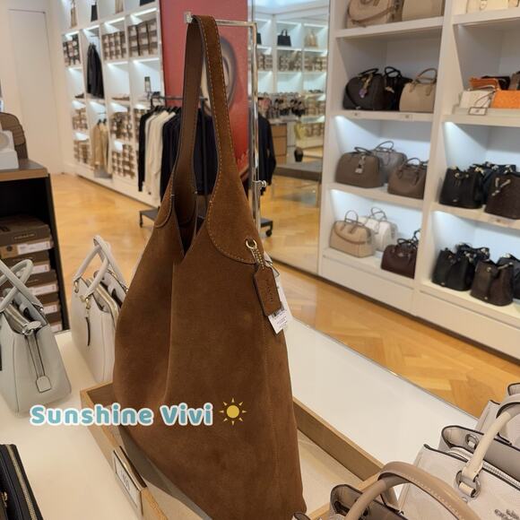 NWT Coach CW636 Suede Brooklyn 39 Shoulder Bag Brass/Warm Brown Color - Picture 2 of 13